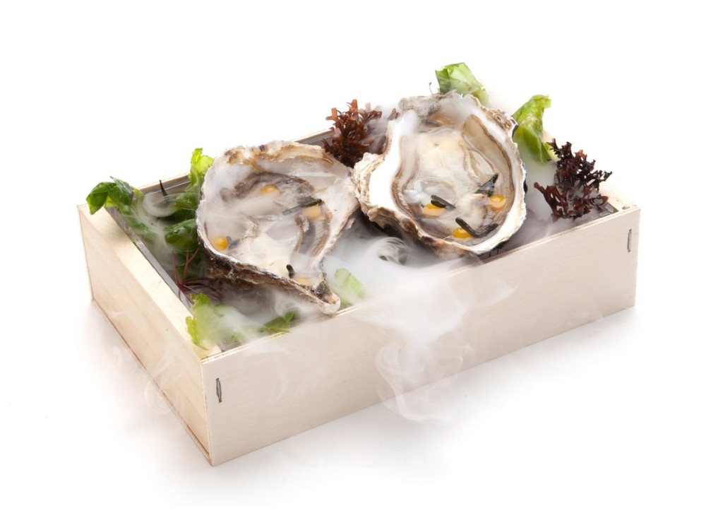 Caja de madera para mariscos y pescados: presentación con hielo o nitrógeno Caja de madera para mariscos y pescados: presentación con hielo o nitrógeno